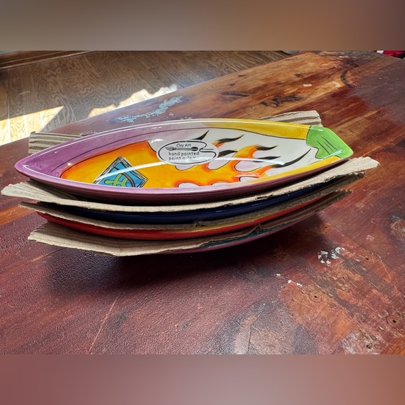 NIB Clay Art Surf's Up set of 4 different surfboard bowls each hand painted - Picture 3 of 14